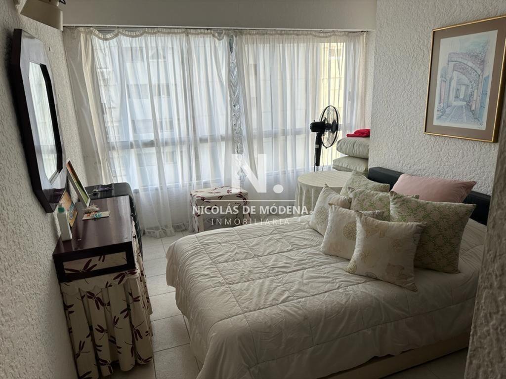 Vende Apartamento de 3 dormitorios en Brava,