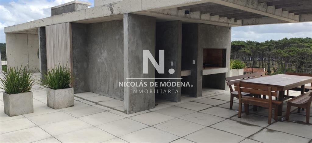 Apartamento de 2 dormitorios en venta y alquiler Anual, Man