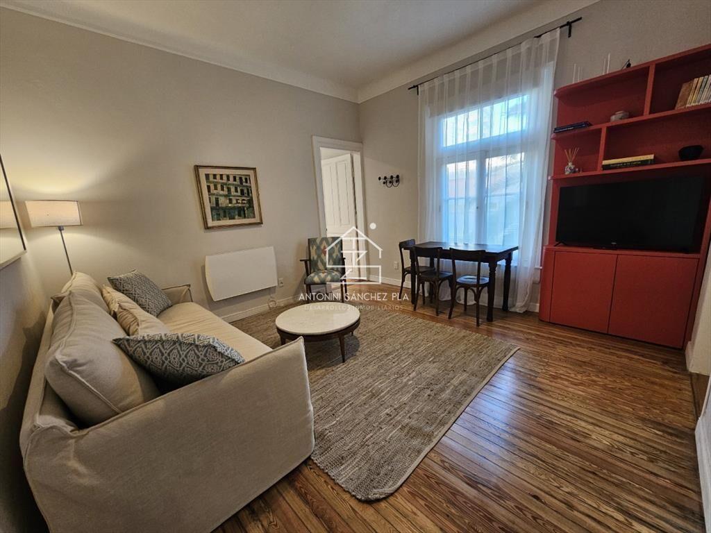 Apartamento en alquiler anual 1 dorm - Edificio