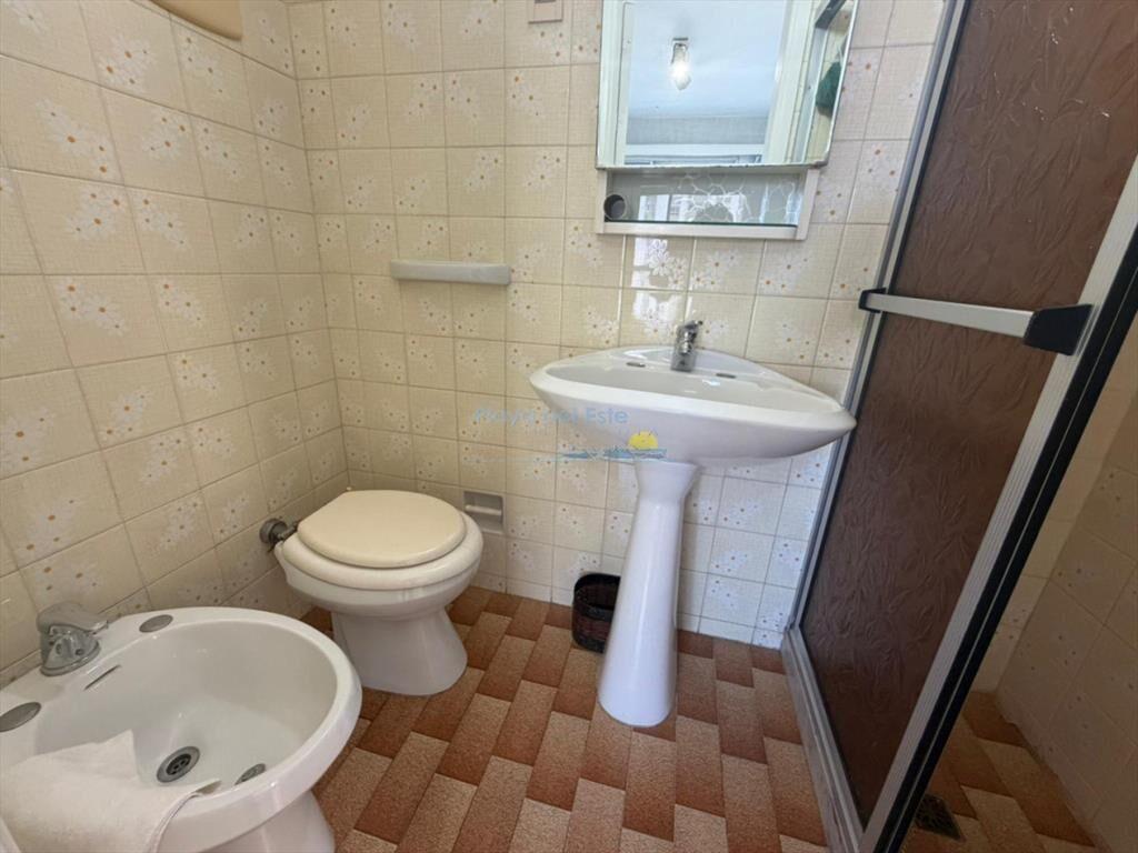Apartamento de 3 dormitorios en alquiler anual e
