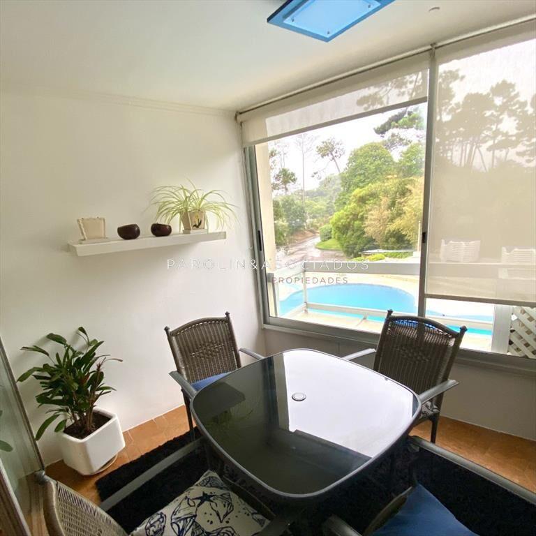 Apartamento en venta de 2 dormitorios y en Punta