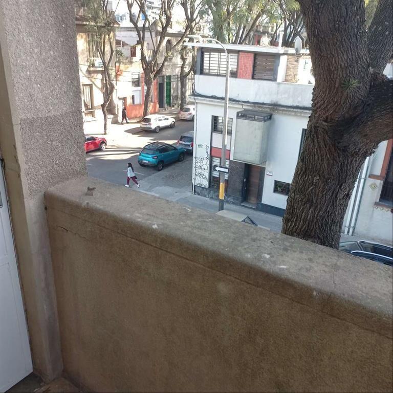 Alquiler Apartamento Parque Rodó 2 Dormitorios 1 Baño Balcó