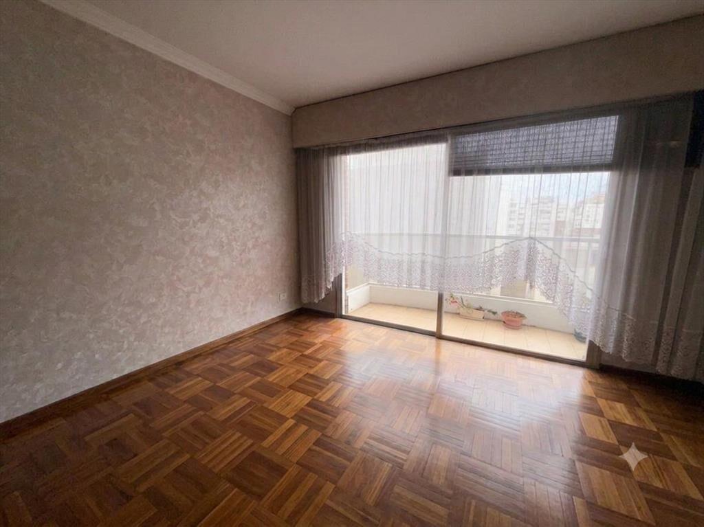 Venta apartamento 3 dormitorios más servicio completo y gar