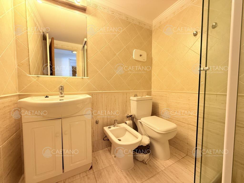 Venta apartamento 2 dormitorios, con vista Playa