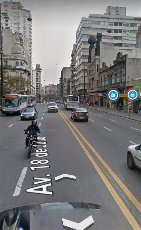 18 de julio, gran esquina en Cordón, acera sur, 426 m2, 8 m