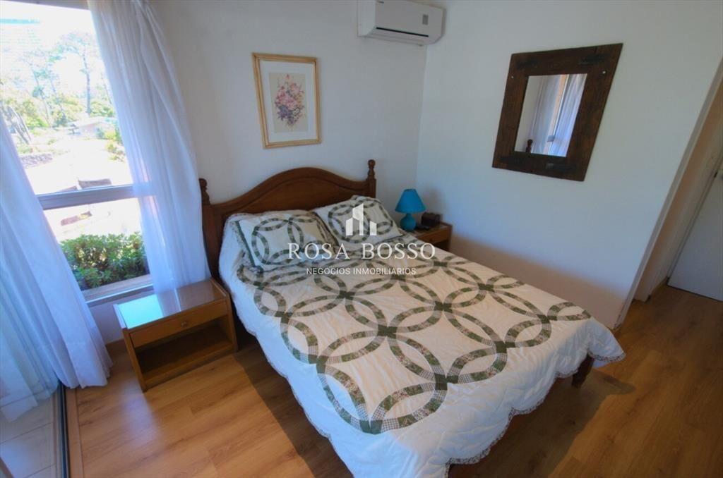Apartamento en Venta 3 Dormitorios Playa Mansa