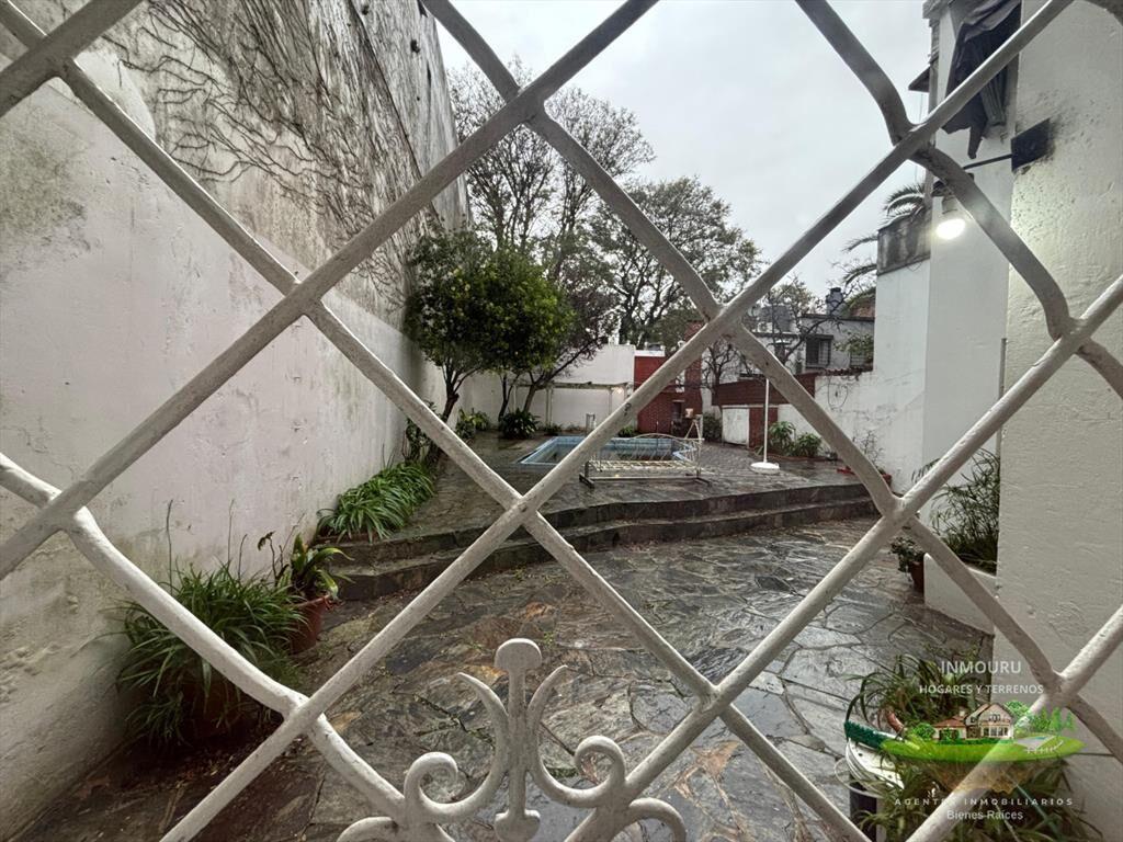 Casa sumamente amplia en alquiler