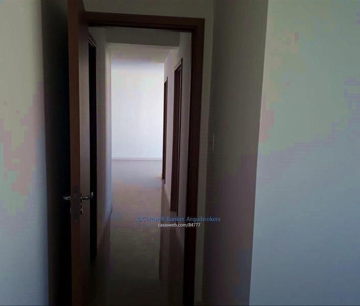 Apartamento de 2 dormitorios en venta en Centro con renta
