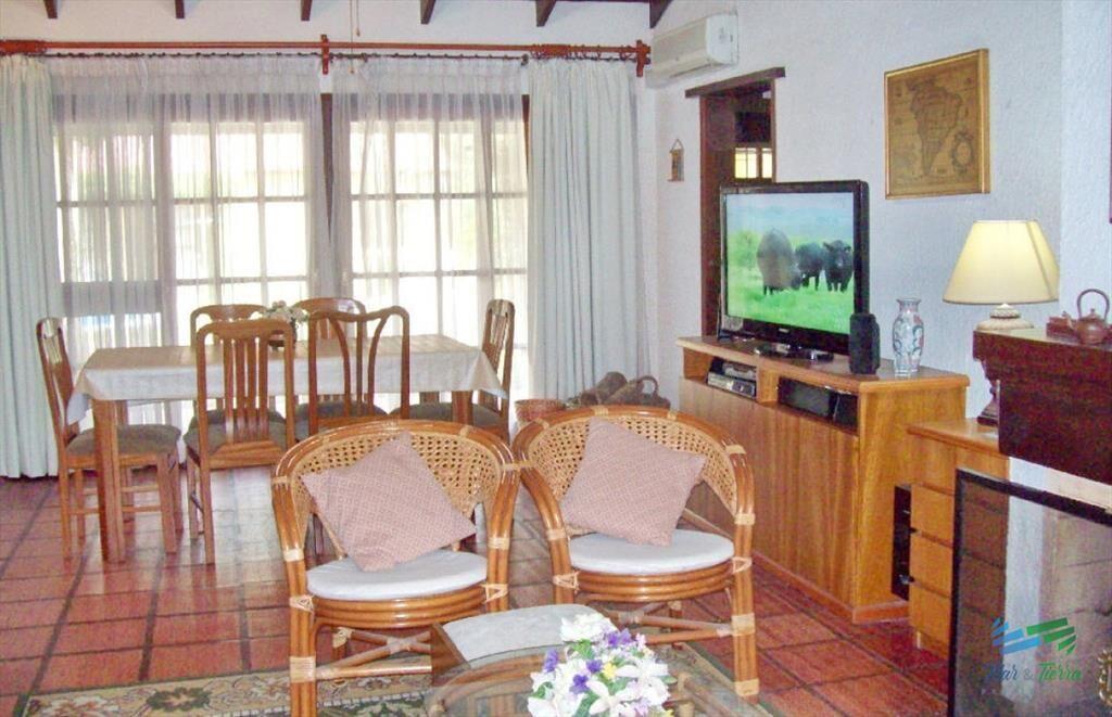 Venta de casa, 3 dormitorios, 4 baños en Punta