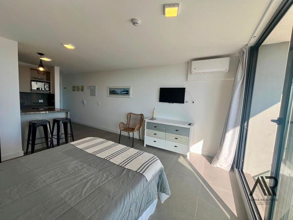 Venta De Monoambiente En Edificio View Punta Del Este