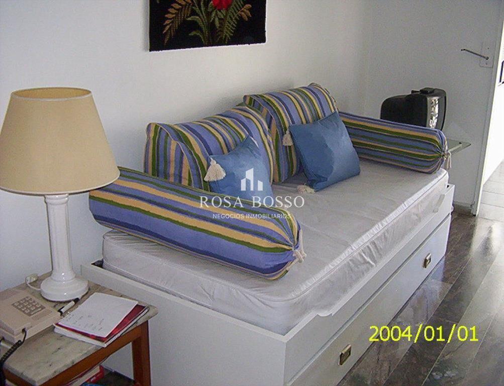 Apartamento en Brava, 1 dormitorios *