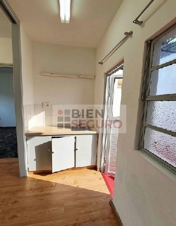 Cómodo apartamento de 1 dormitorio, con patio, en alquiler