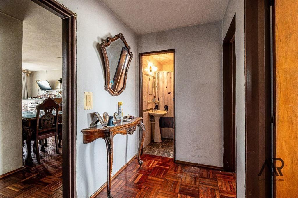 Apartamento en venta c/ cochera en Parque Batlle