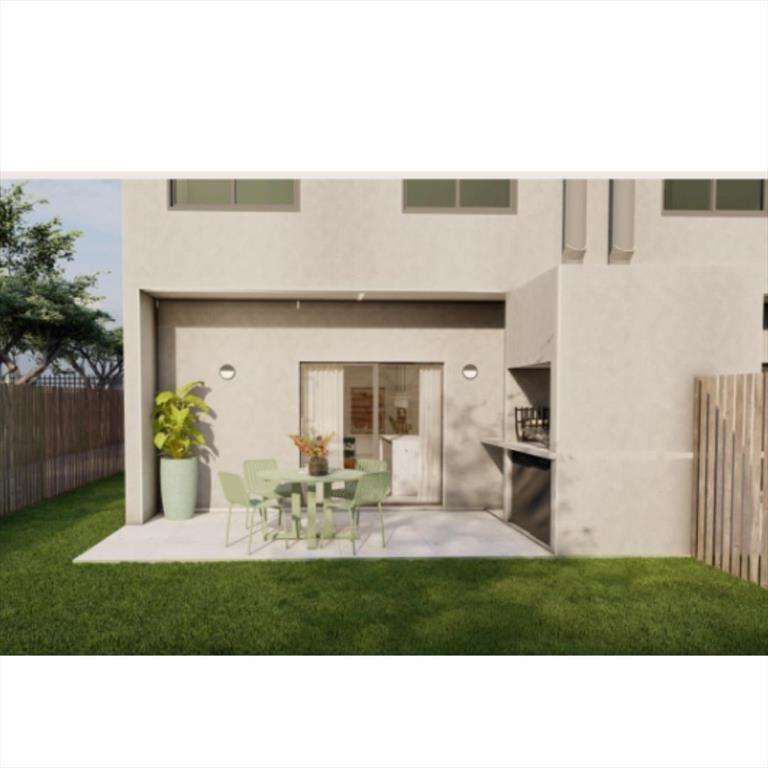 Casa en venta 4 dormitorios 3 baños duplex amplio patio y j