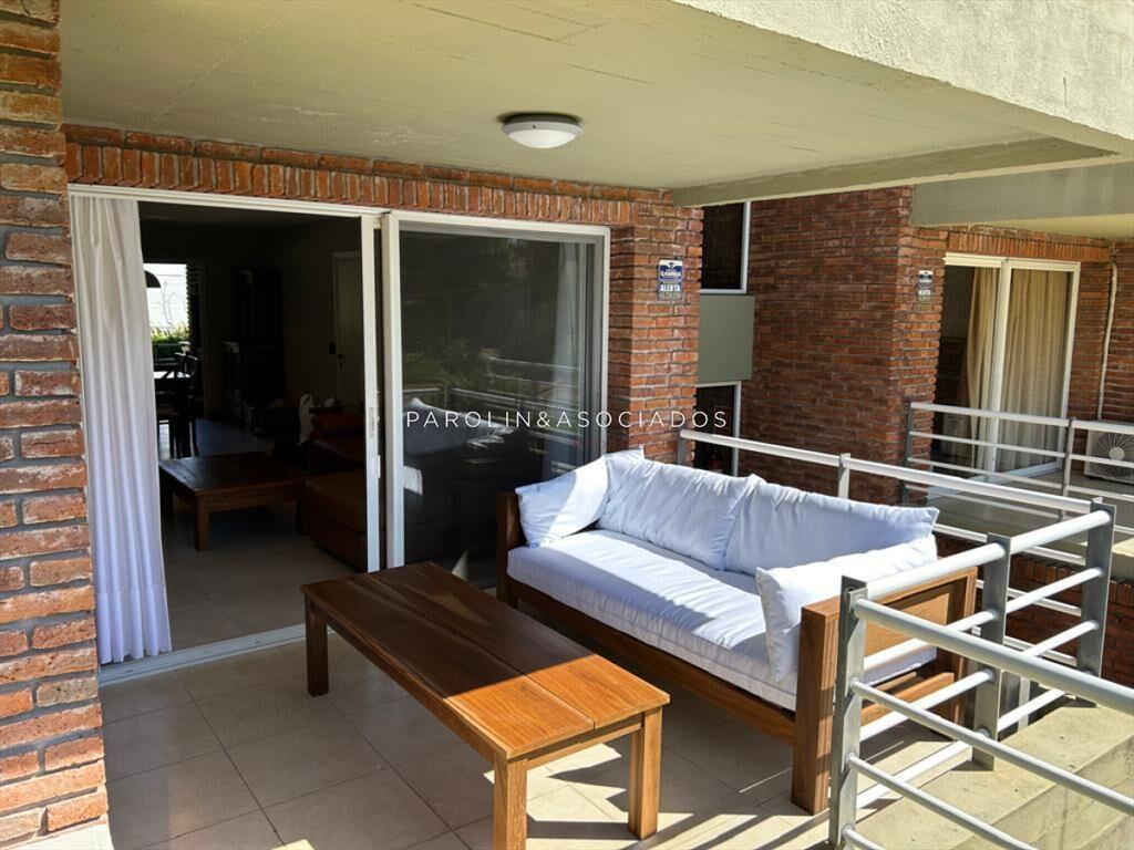 Apartamento en venta de 2 dormitorios en Rincón