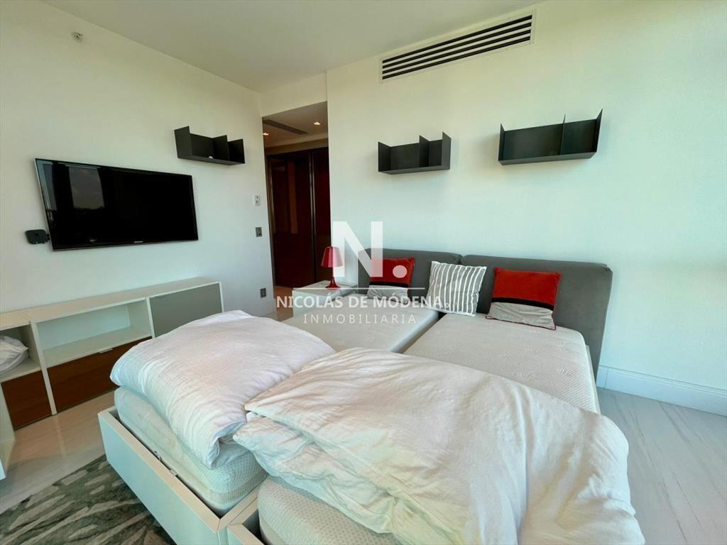 Espectacular departamento en venta en Fendi de 4 dormitori