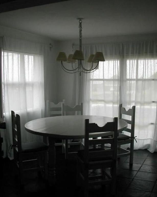 VENTA DE CASA DE 4 DORMITORIOS EN MONTOYA PUNTA DEL ESTE