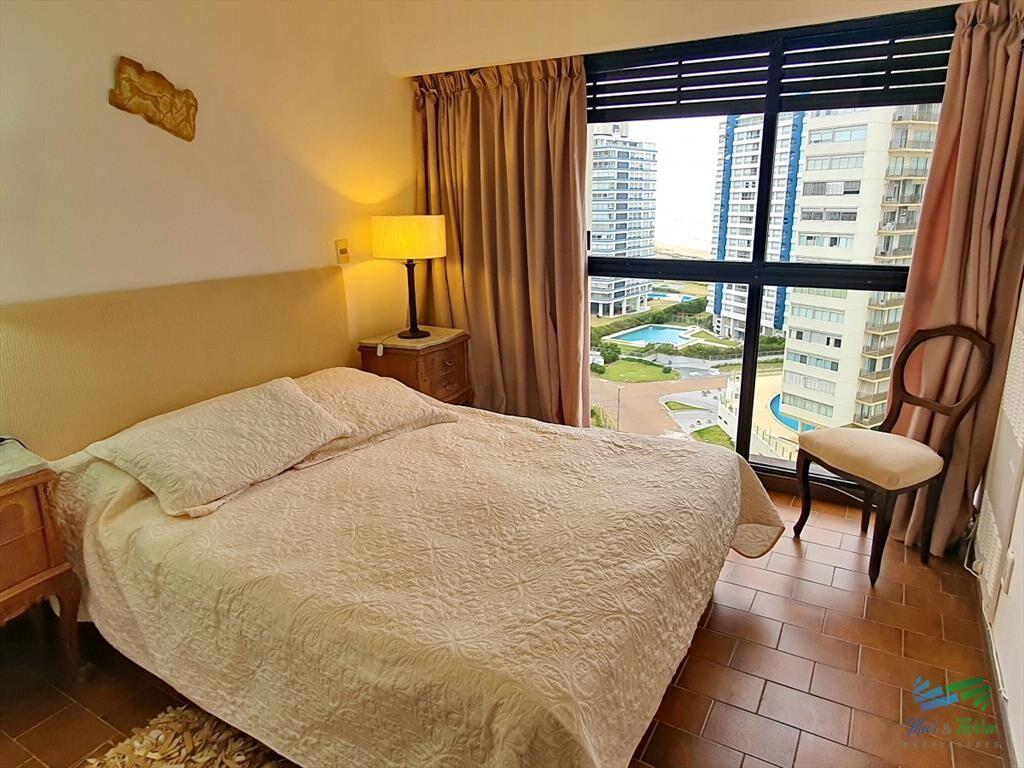 Alquilo apartamento 3 dormitorios frente al mar,