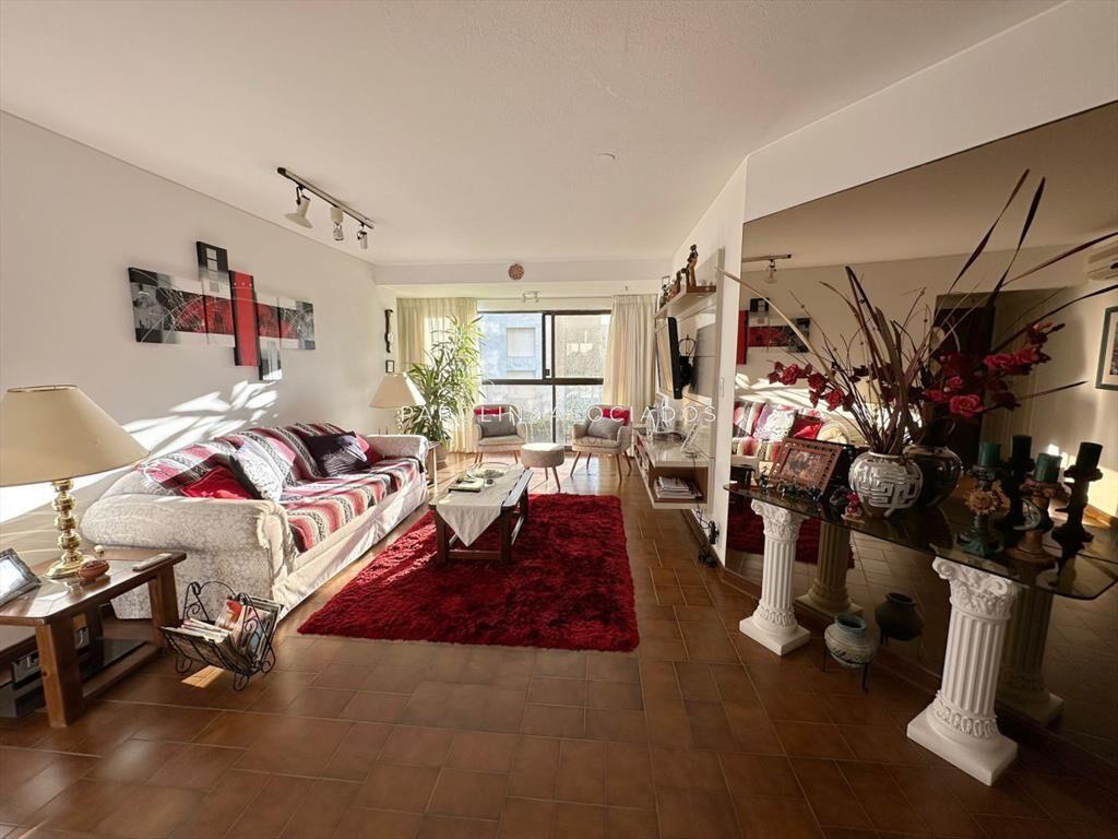 Apartamento en venta de 2 dormitorios en Torre