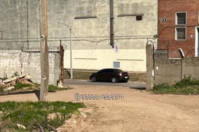 Venta 1200m2 en terreno de 4339m2 en Bella Vista