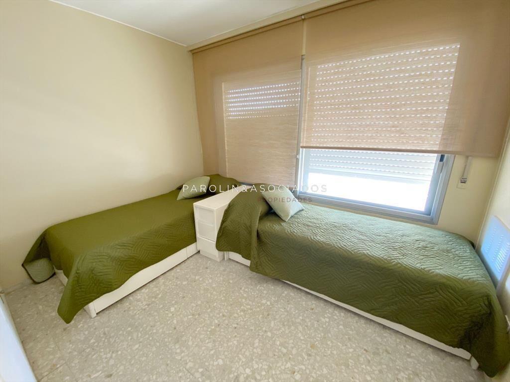 Apartamento en venta de 2 dormitorios en de Punta