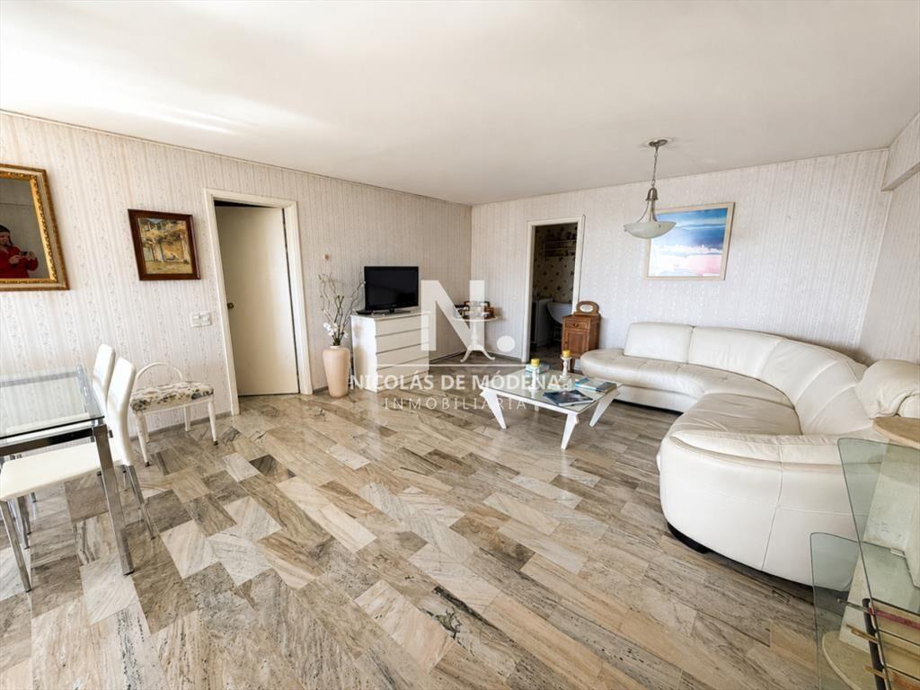 Alquila Apartamento en Península - Punta del Este de 3 dor