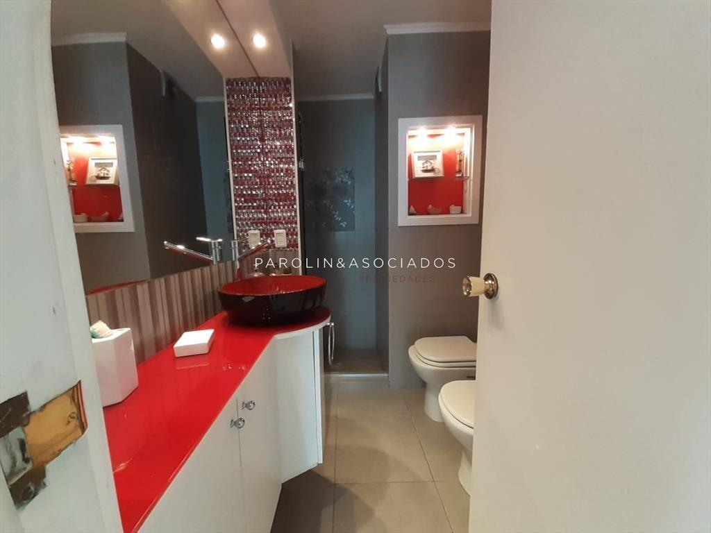 Inmejorable apartamento en venta en Bahía Palace, Punta de