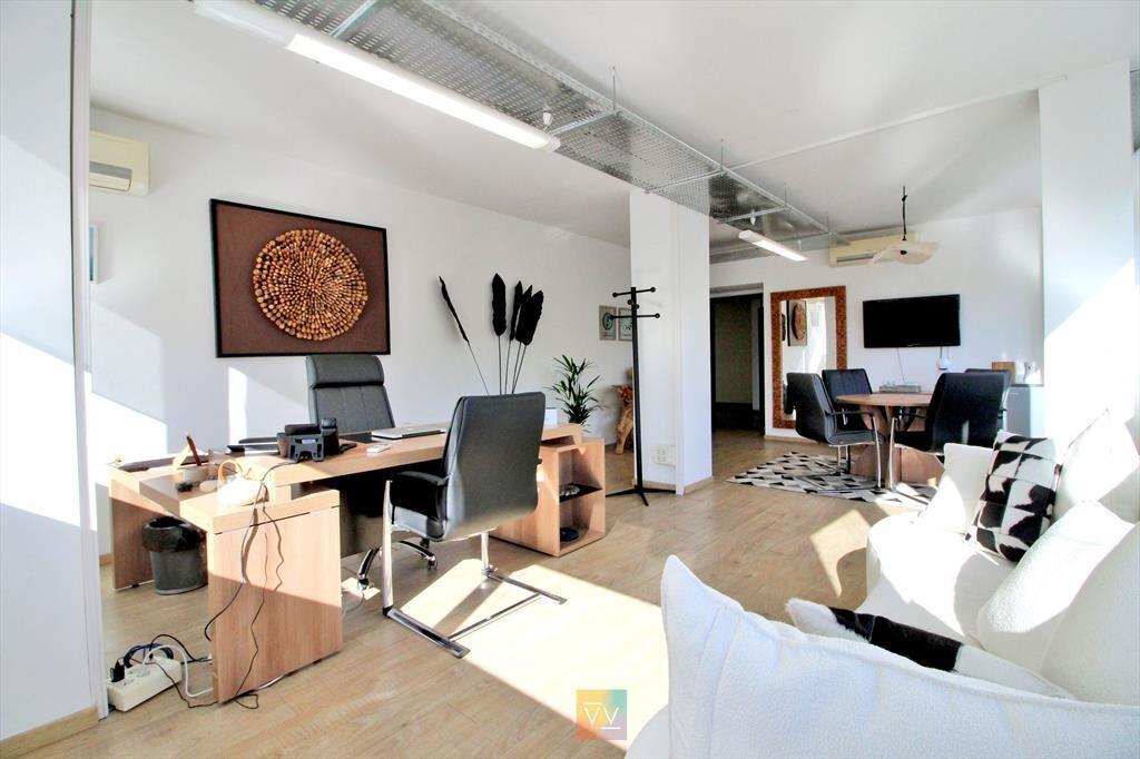 VENTA OFICINA CIUDAD VIEJA