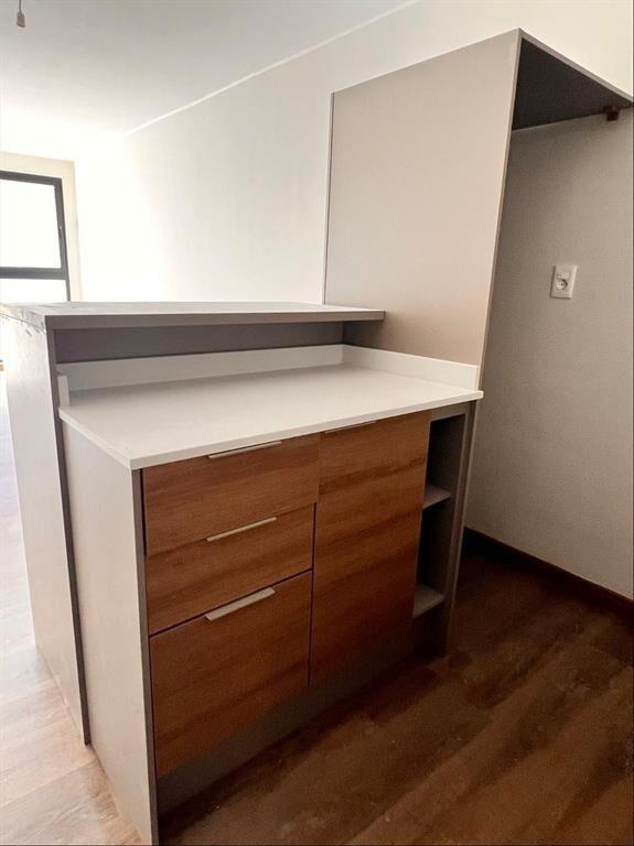 Estrene Apartamento 1 Dormitorio con balcón al frente, Poci