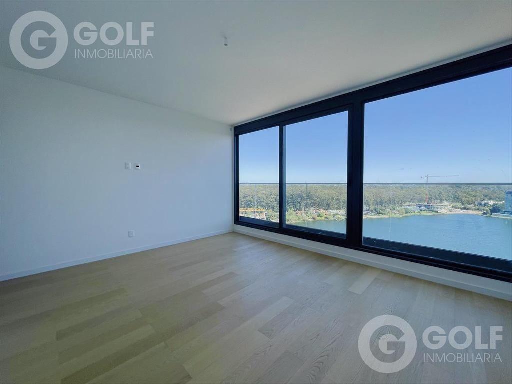 Venta Apartamento Duplex de 3 Dormitorios con Terraza en Ca