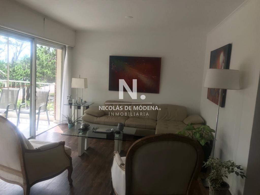 Apartamento en Punta del Este, Mansa