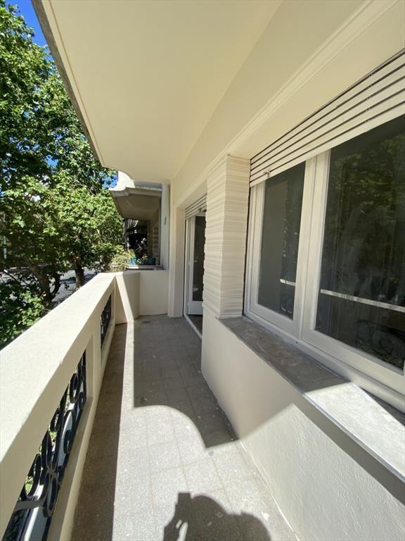 Venta apartamento de 3 dormitorios en Cordon con renta