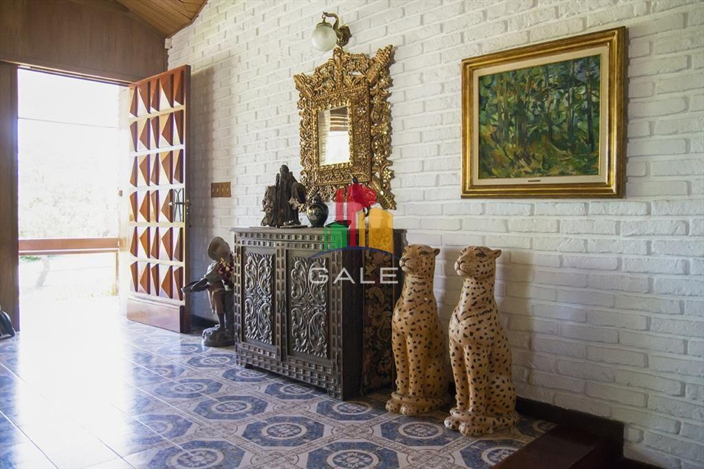 Hermosa casa en venta a pocos metros del mar.