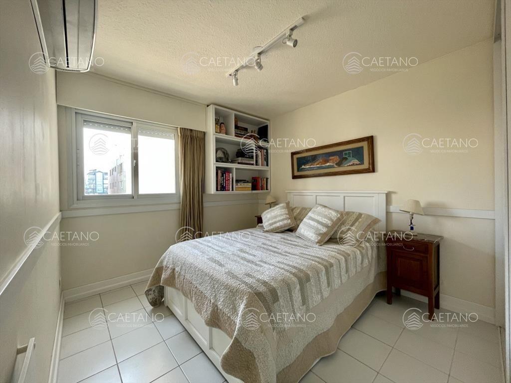Venta apartamento 2 dormitorios, Playa Brava -