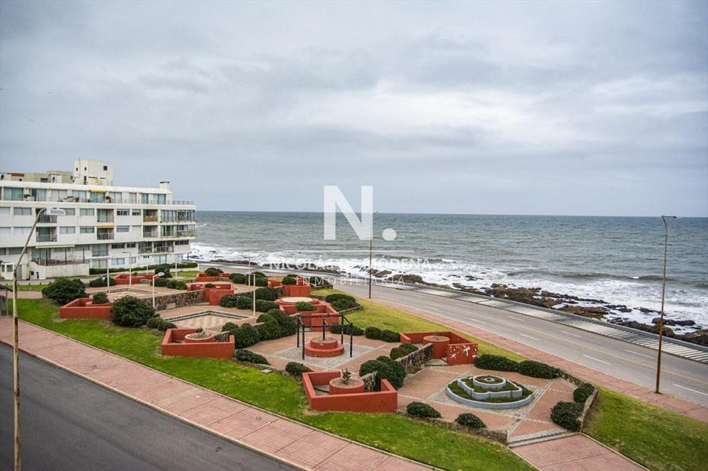 Departamento de 3 dormitorio con parrillero en de