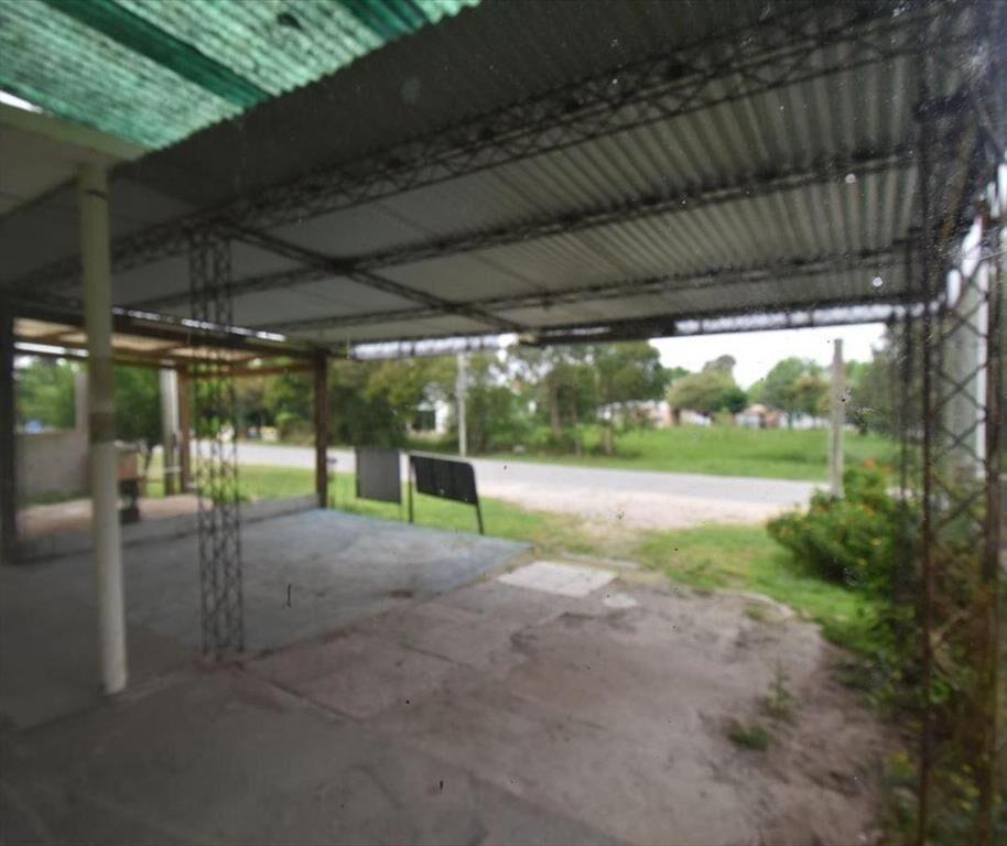 CASA CON LOCAL EN VENTA EN LOS PINOS