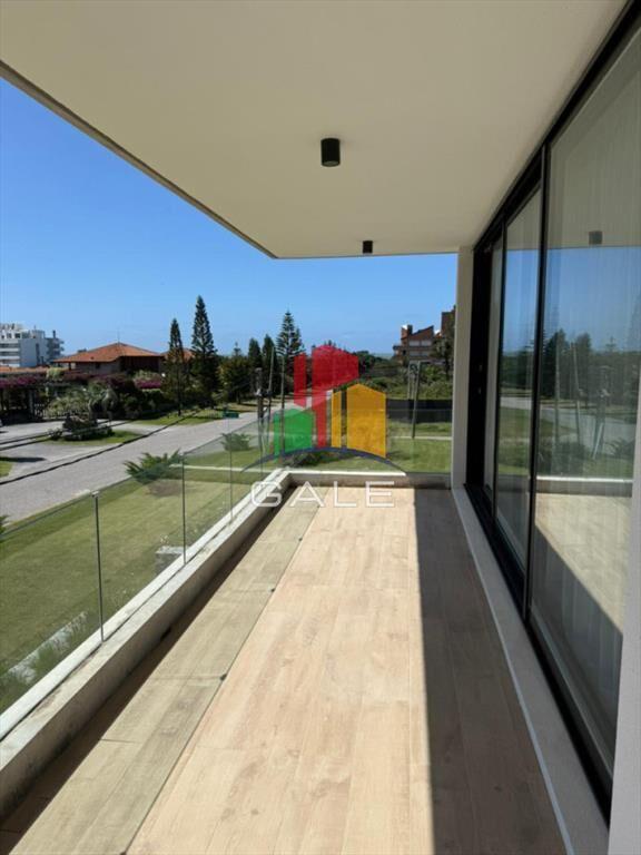 Apartamento en alquiler anual - Brava - Rincon del Indio