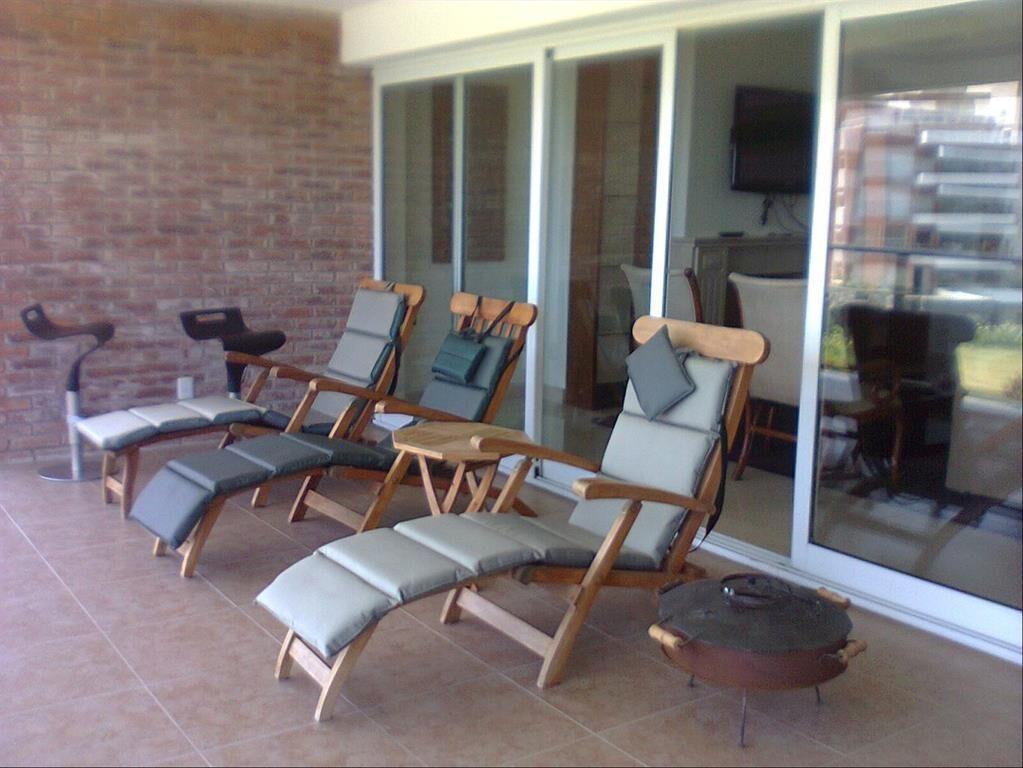 ALQUILER DE ESTUPENDO APARTAMENTO CON MUEBLES - ALQUILADO!!!