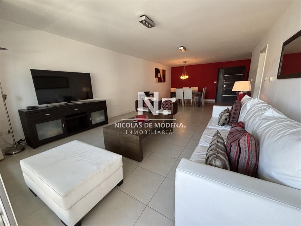 Venta Chiverta Torre Manhattan piso alto