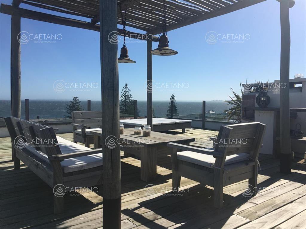 Casa en La Barra de la ruta al mar a pasos de la Posta del