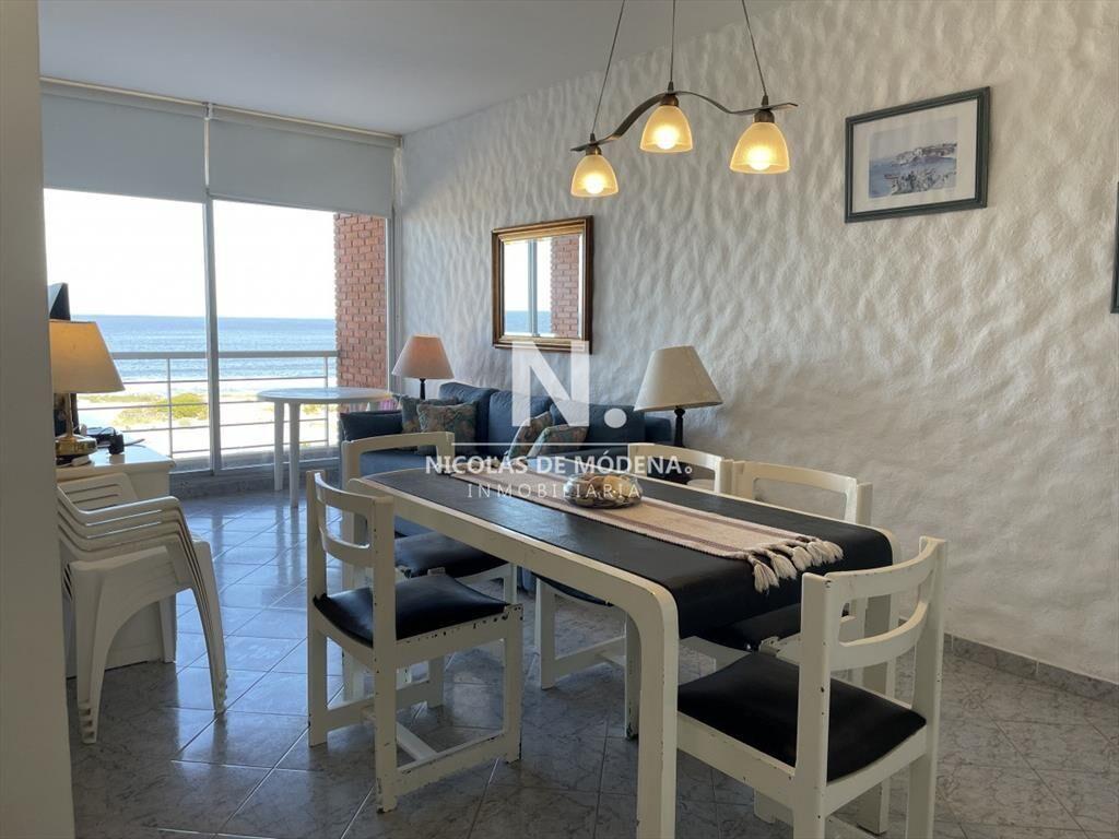 Brava frente al mar - Punta del Este