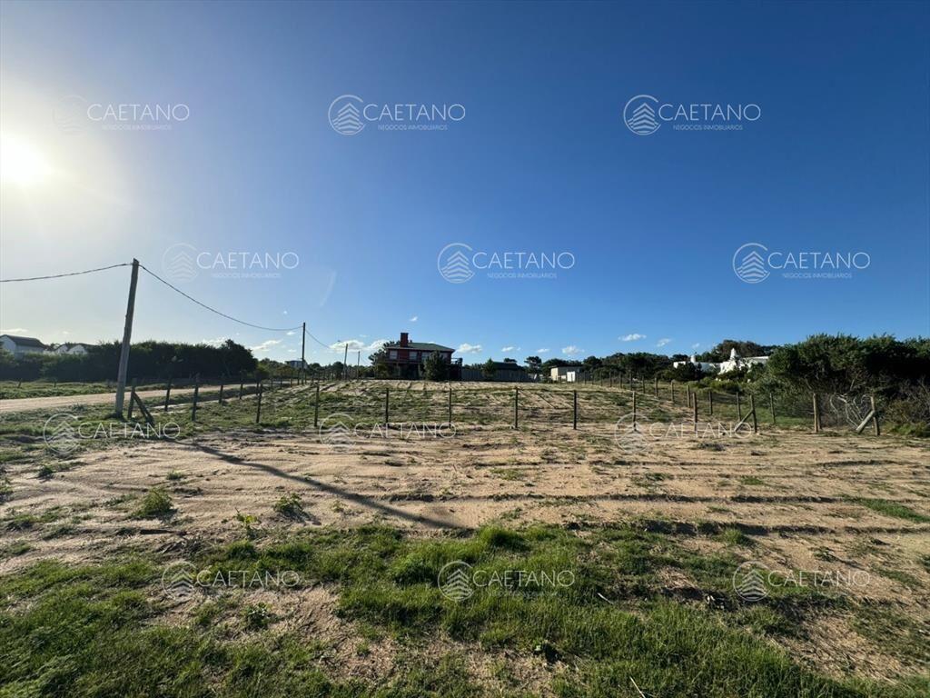 Venta terreno primera linea. Balneario Buenos