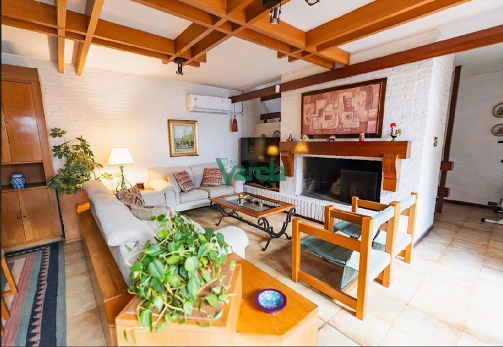 Venta de casa cuatro dormitorios en Punta