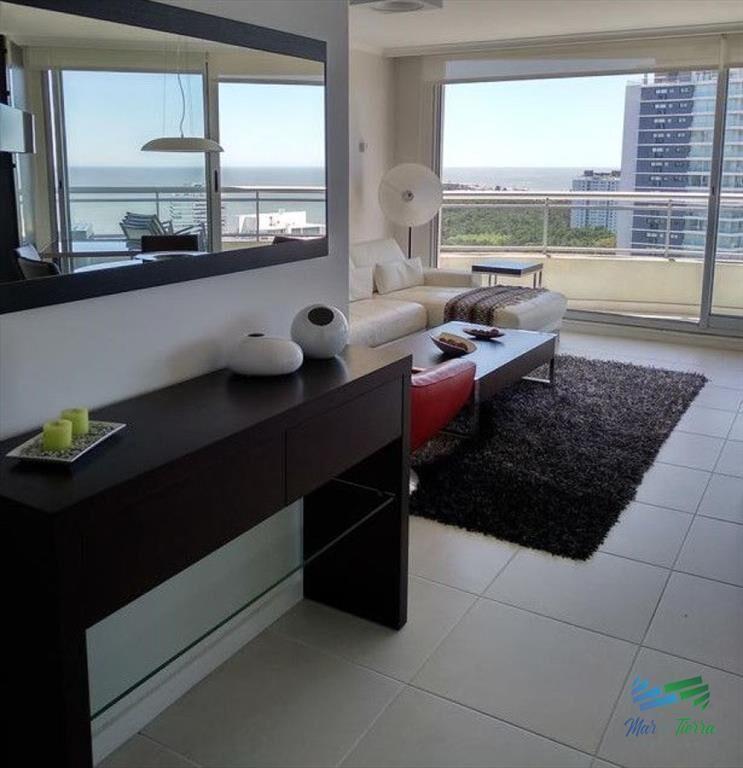 Alquilo por temporada apartamento 3 dormitorios con servici