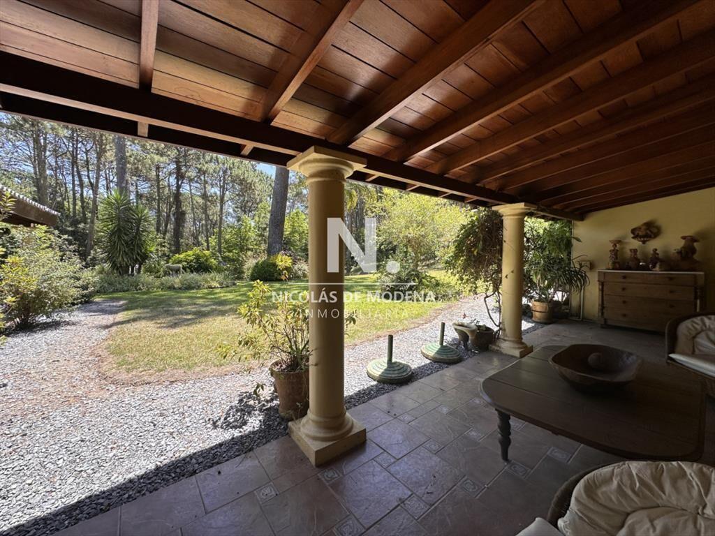 Vende casa de 3 dormitorios en Pinares, Punta del