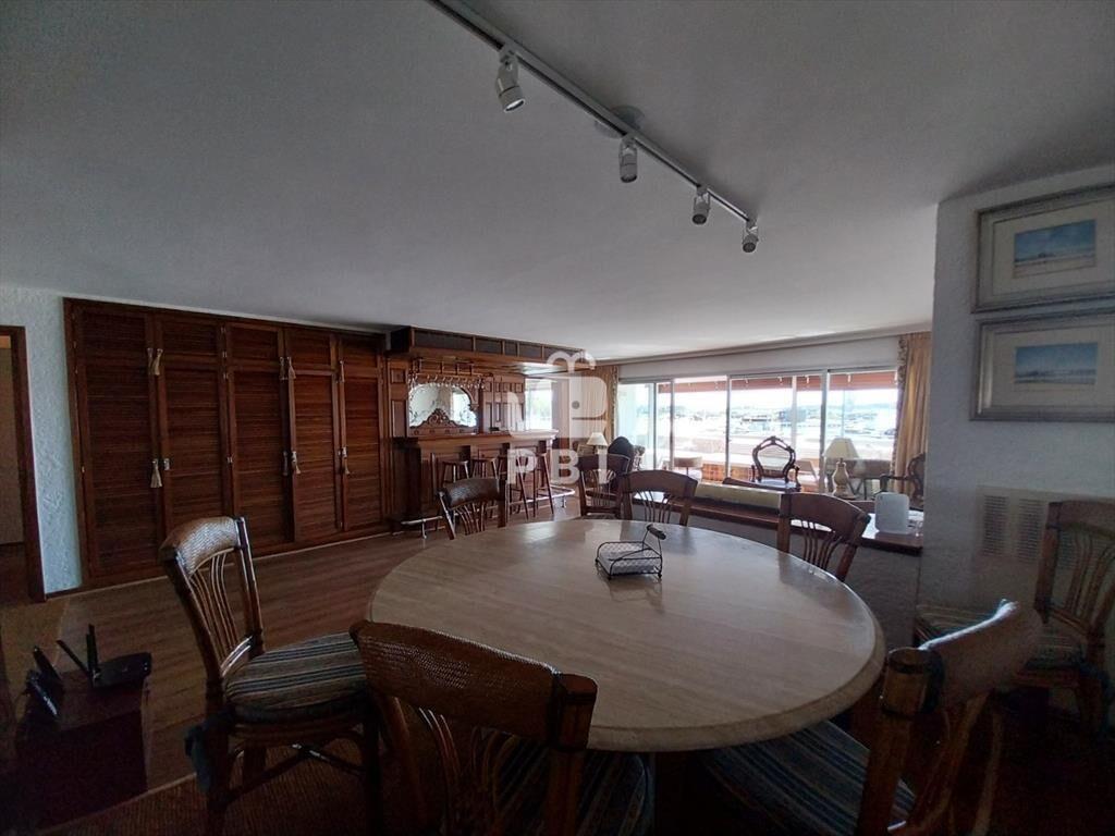Alquiler de apartamento 3 dormitorios en Punta del este, Ma