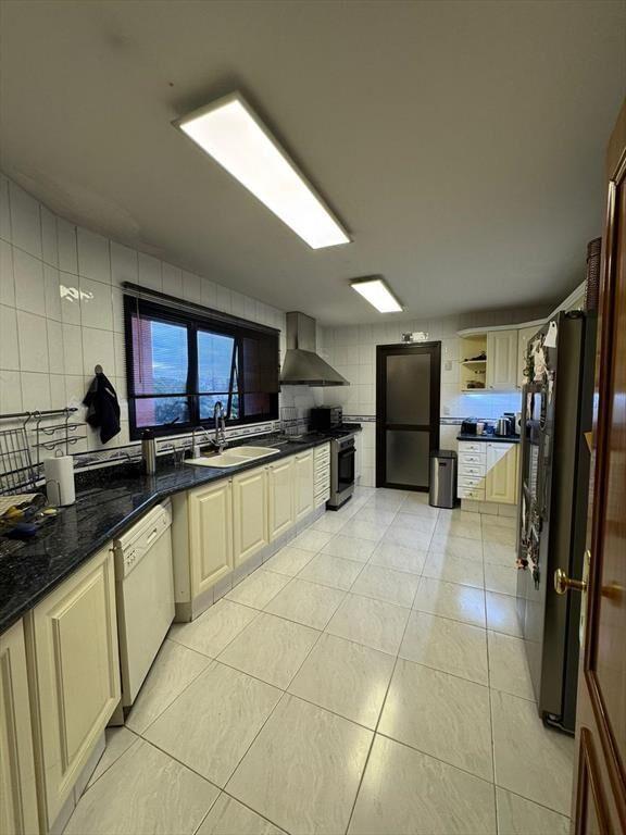 Rambla de Pocitos Nuevo, 240 m2, 3 suites, gge x 2 , amenit