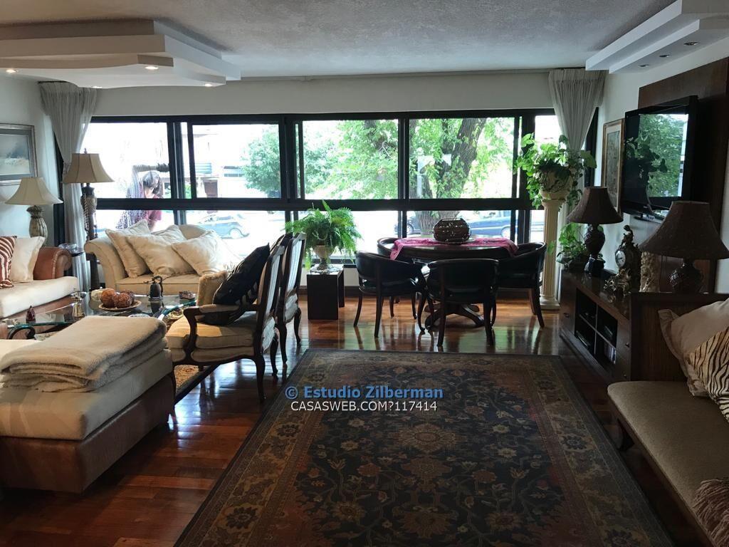 VENTA PRIMER PISO CON PATIO EN POCITOS