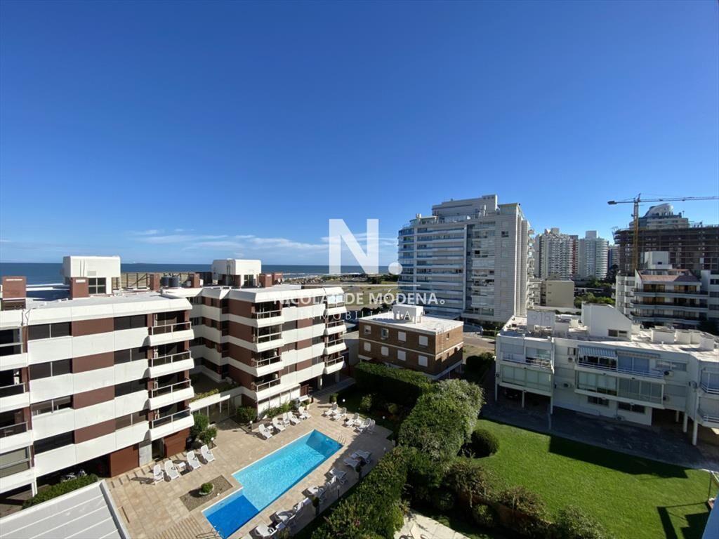Apartamento de 3 dormitorios en Aidy Grill - del