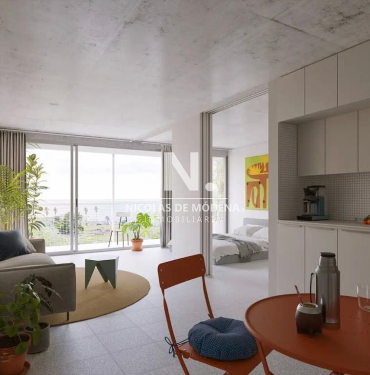 Venta Apartamento de 2 Dormitorios a pasos de la rambla Bar